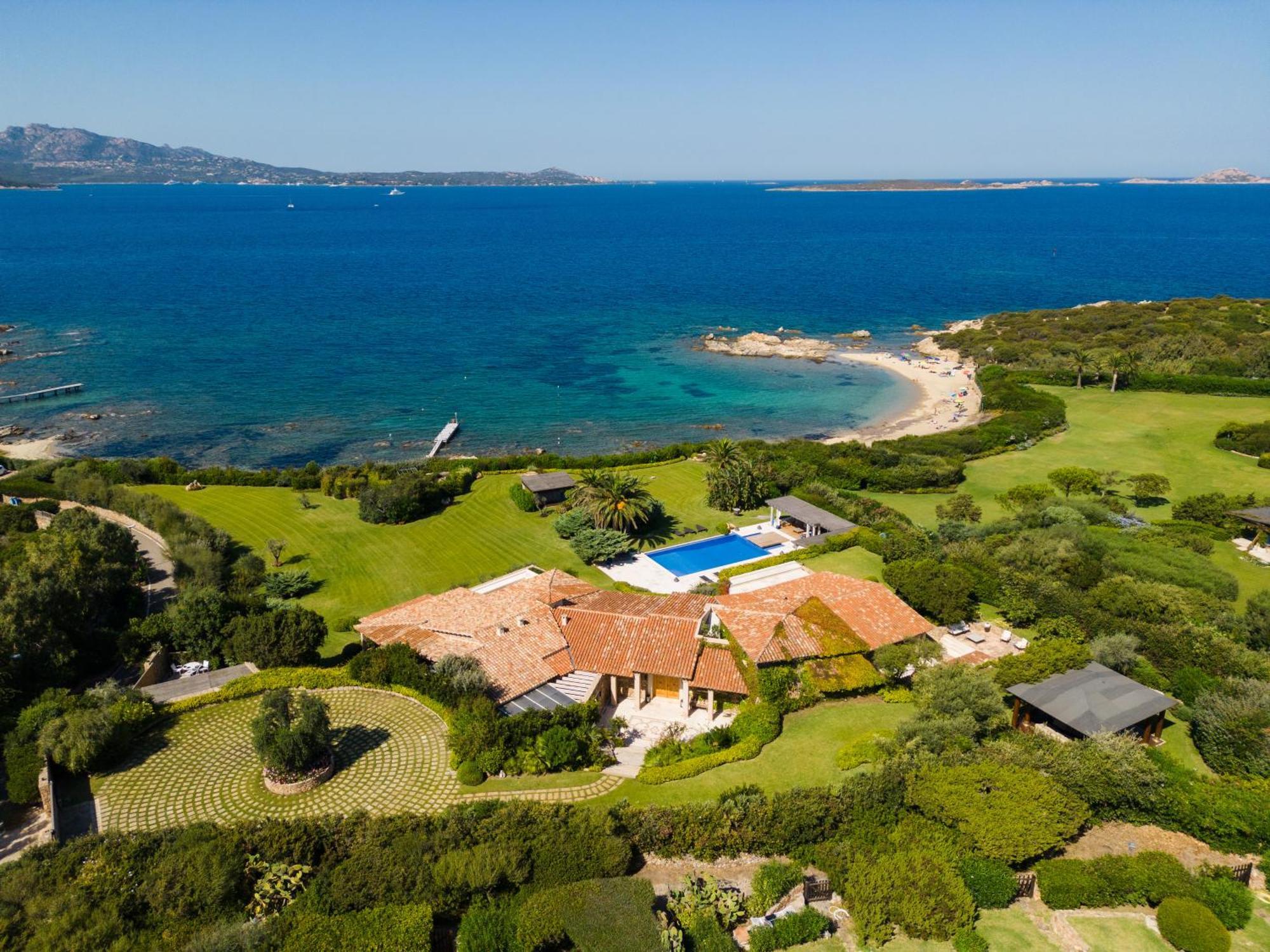 Splendido Appartamento Vista Mare Porto Rotondo Exterior photo